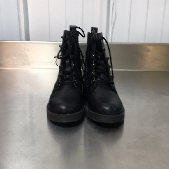 Alfani Bootie Size 5 No Box - Picture 5 of 6